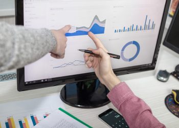 Todo lo que necesitas saber sobre los sistemas de capacitación en Crehana