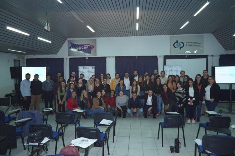 Banco Formosa brindó un taller de educación financiera a profesionales en ciencias económicas