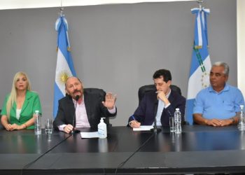 El gobernador Insfrán anunció un incremento adicional del 10% para los empleados públicos