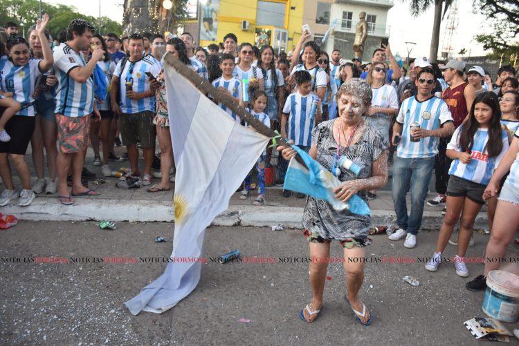 Una sola bandera, la del pueblo
