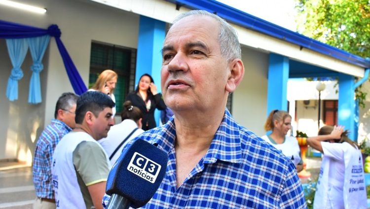 Ministro Gómez: “La gente debe vacunarse” contra el covid