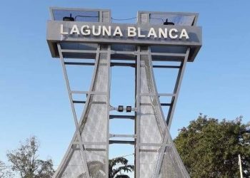 Encontraron a un «hombre muerto, desangrado» en el cementerio de Laguna Blanca