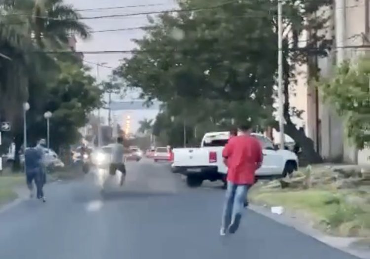 Persecusión policial “de película” en Villa La Pilar (video)
