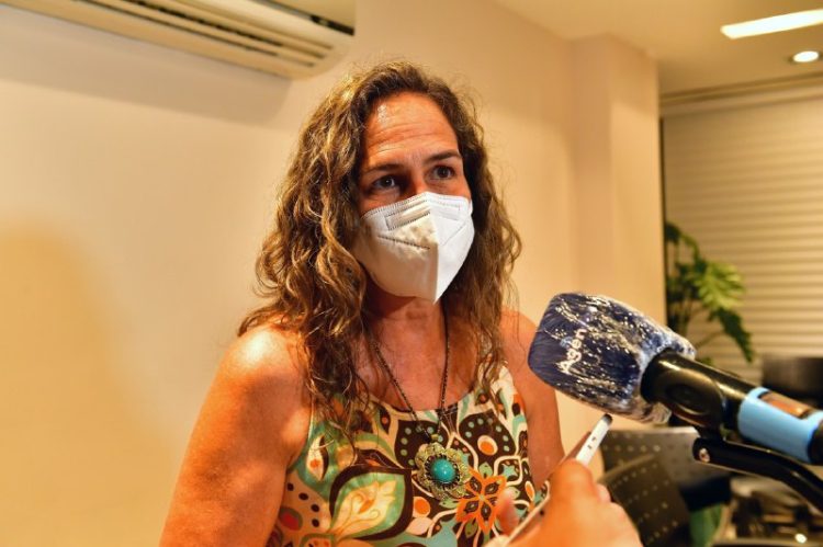 Por la suba de casos covid recomiendan «no compartir las bombillas del mate»