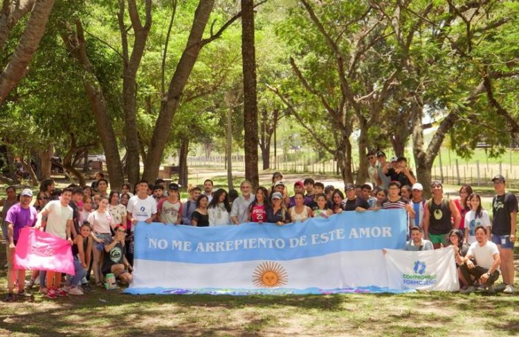 Encuentro de referentes de los centros de estudiantes con la concejal Petu Argañaraz