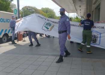 Falleció un hombre «en la vereda, frente a la plaza»