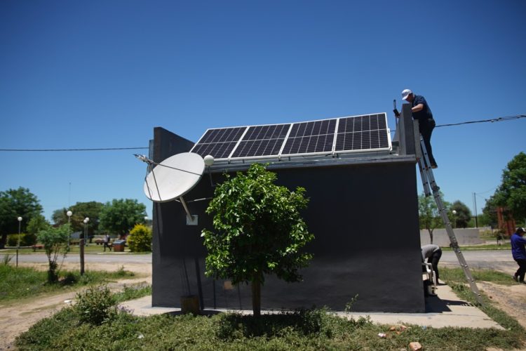Banco Formosa instaló paneles solares en cajeros del oeste provincial