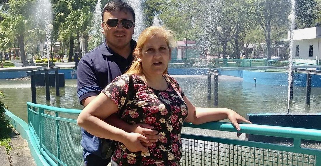 Karina fue «robada durante la dictadura», Marcos es cordobés: hoy se casan en la plaza