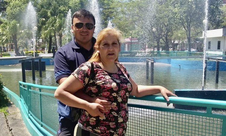 Karina fue «robada durante la dictadura», Marcos es cordobés: hoy se casan en la plaza