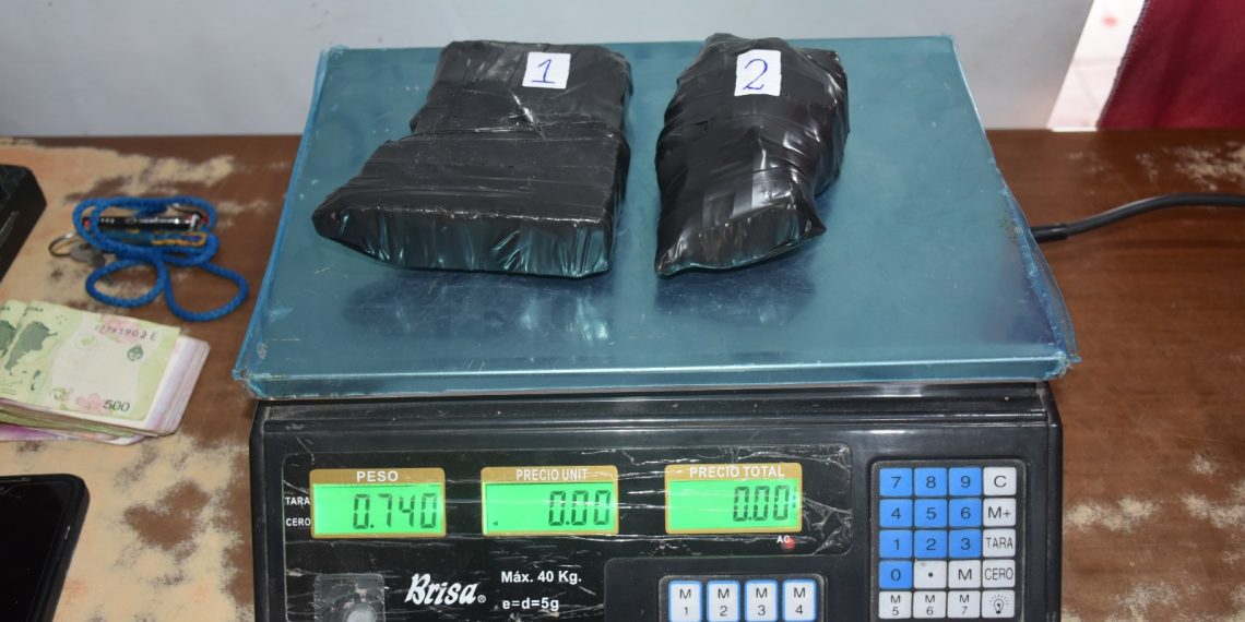 «Romeo» detectó que un motociclista ocultaba paquetes de cocaína valuados en un millón y medio de pesos