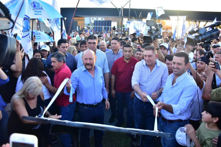 Inauguraron la ampliación del Parque Acuático “17 de Octubre”, con simulador de olas