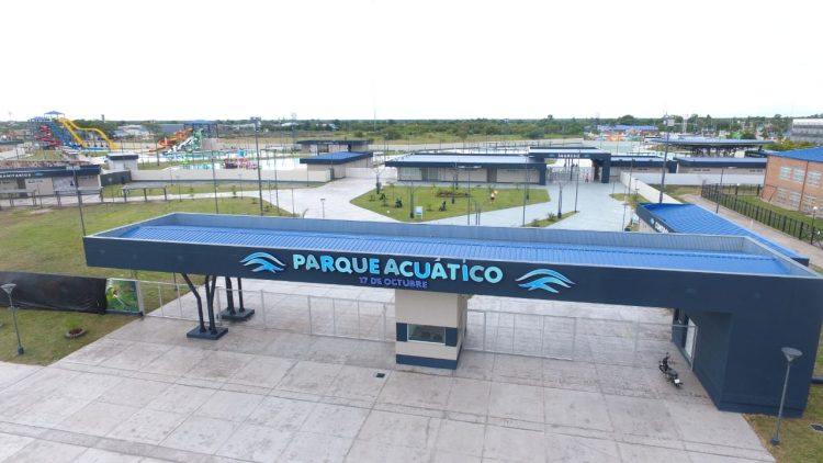 Inauguraron la ampliación del Parque Acuático “17 de Octubre”, con simulador de olas