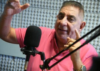 Jofré pidió no dejarse “guiar por encuestas” y “ponerse a trabajar”