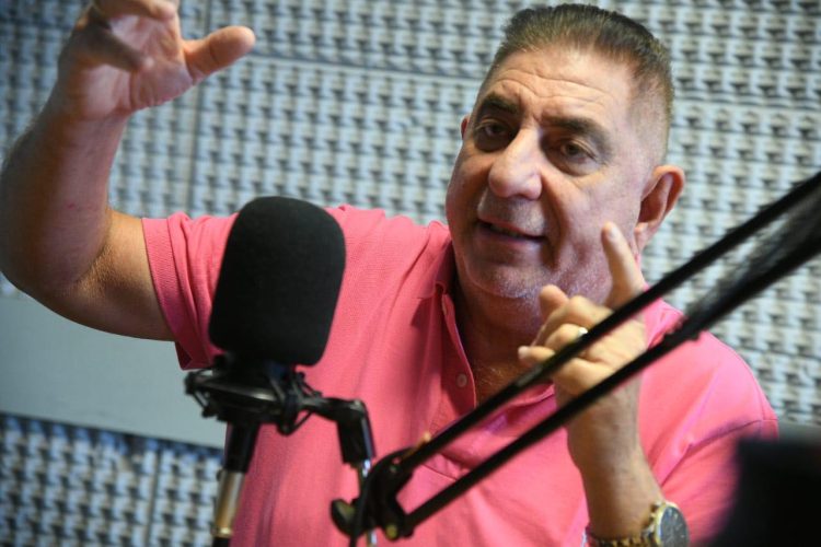 Jofré pidió no dejarse “guiar por encuestas” y “ponerse a trabajar”