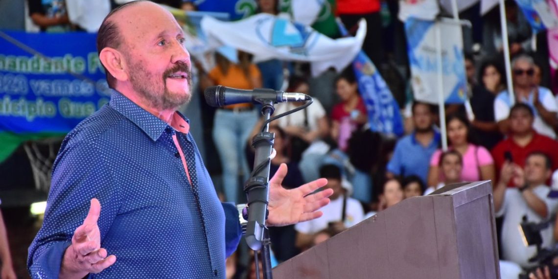 El piropo de Insfrán a las mujeres formoseñas: “Son muy especiales para mí. Fieles custodias de mi corazón, las amo»