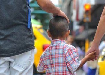 Buscan padres adoptivos para cuatro hermanitos