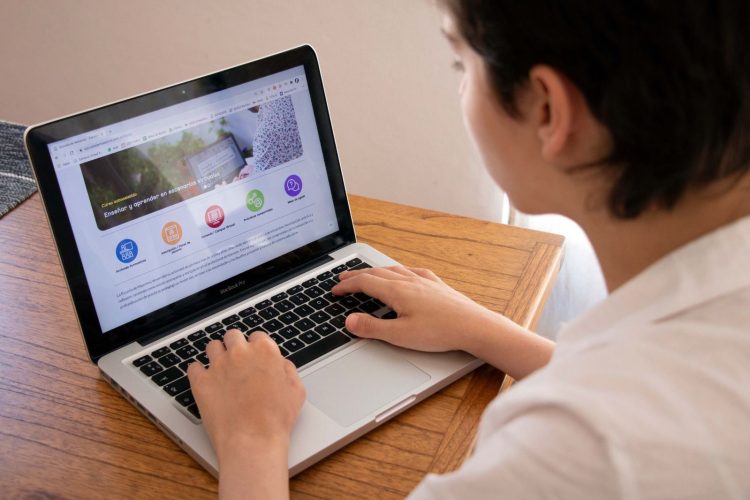 Más de 500 formoseños se registraron para terminar la secundaria de modo virtual; continúa abierta inscripción