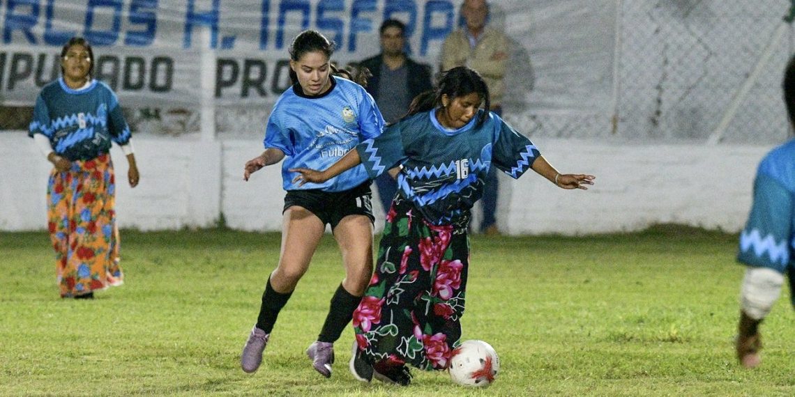 La identidad cultural, la nota saliente del primer torneo femenino de fútbol en Formosa