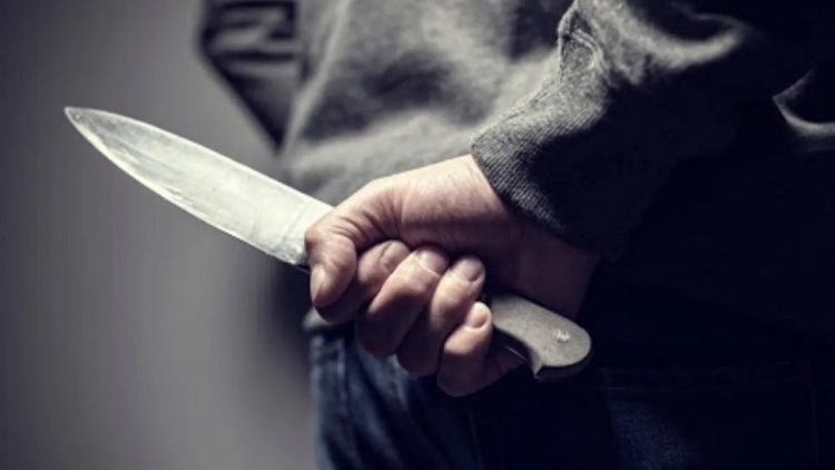 Alumno llevó un arma blanca a la escuela y amenazó a sus compañeros