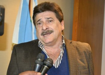 Subas del dólar: Clorinda recordó a comerciantes que los precios se deben indicar en pesos