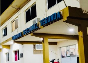 Apuntó con un arma de fuego a su pareja, ésta lo denunció y quedó detenido