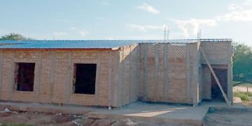 Obreros de la construcción de Fontana quieren «cobrar en tiempo y forma»