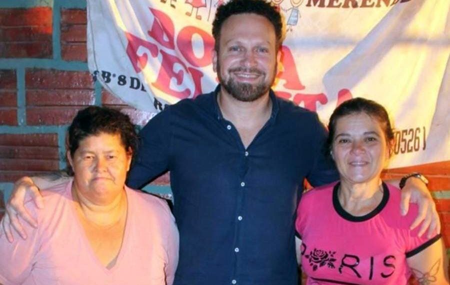 «Pepe Guapo» Ocampo por los barrios; el concejal  ayudó a merenderos de la ciudad