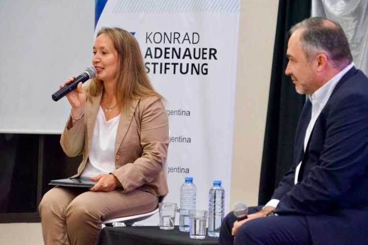 Mara Amarilla propone mejorar la gestión y trabajo legislativo