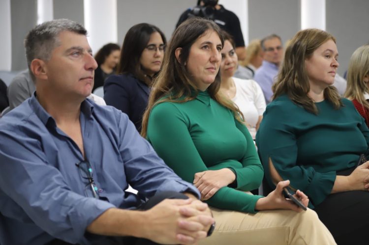 Banco Formosa y ABAPPRA realizaron la primera Jornada Regional de Finanzas Sostenibles