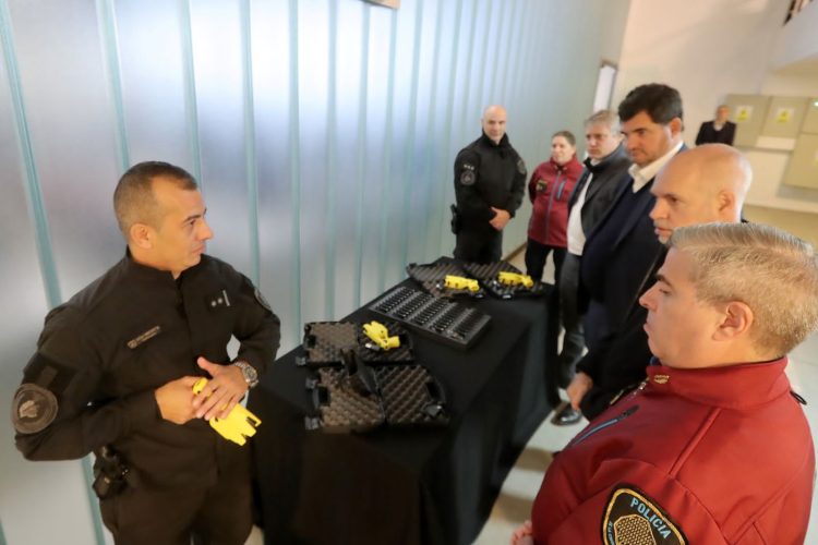 Rodríguez Larreta anunció que en junio comienzan a funcionar las pistolas Taser