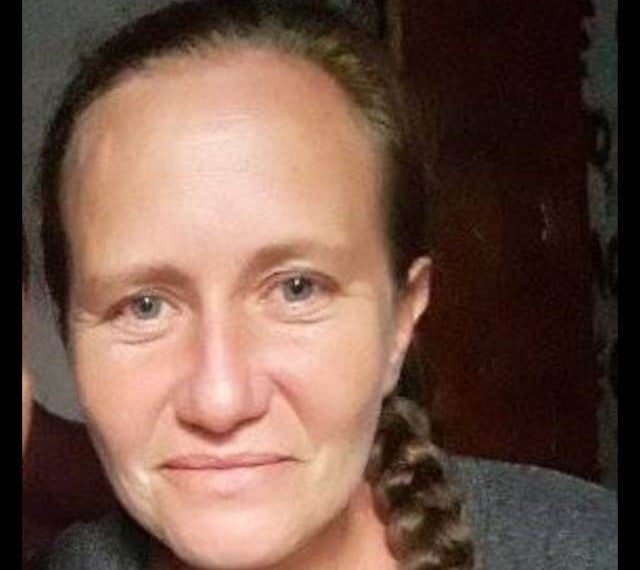 Buscan a una mujer de 38 años que salió de su casa y no volvió