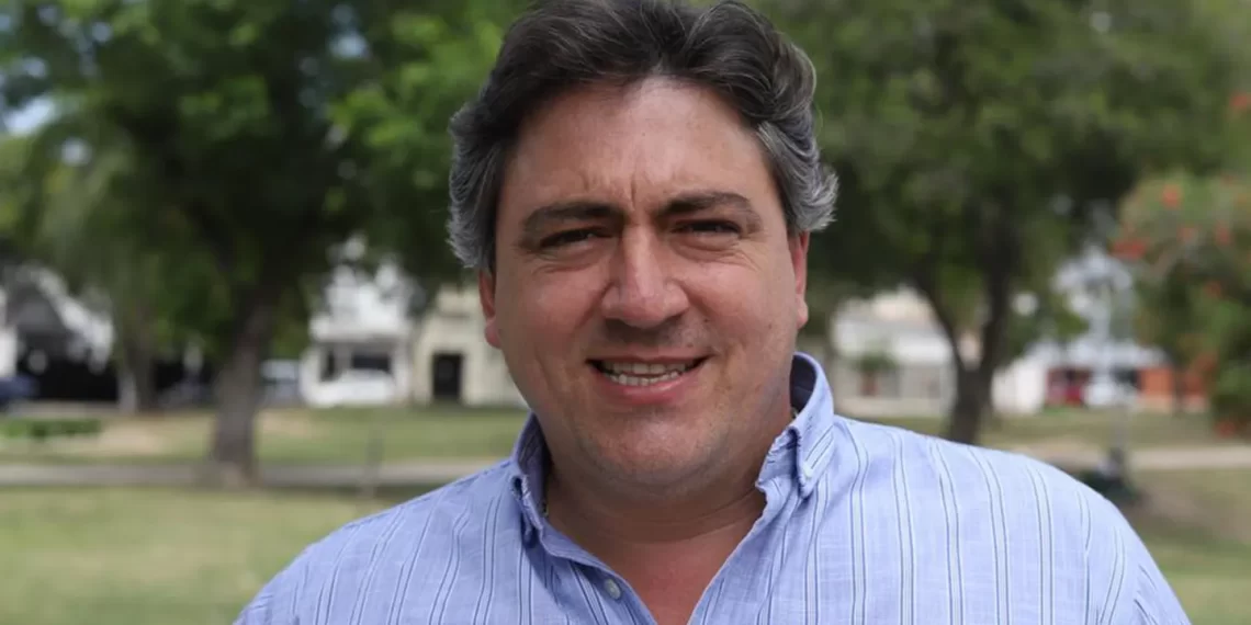 Lo que Paoltroni cede y le ofrece a la UCR para enfrentar a Gildo