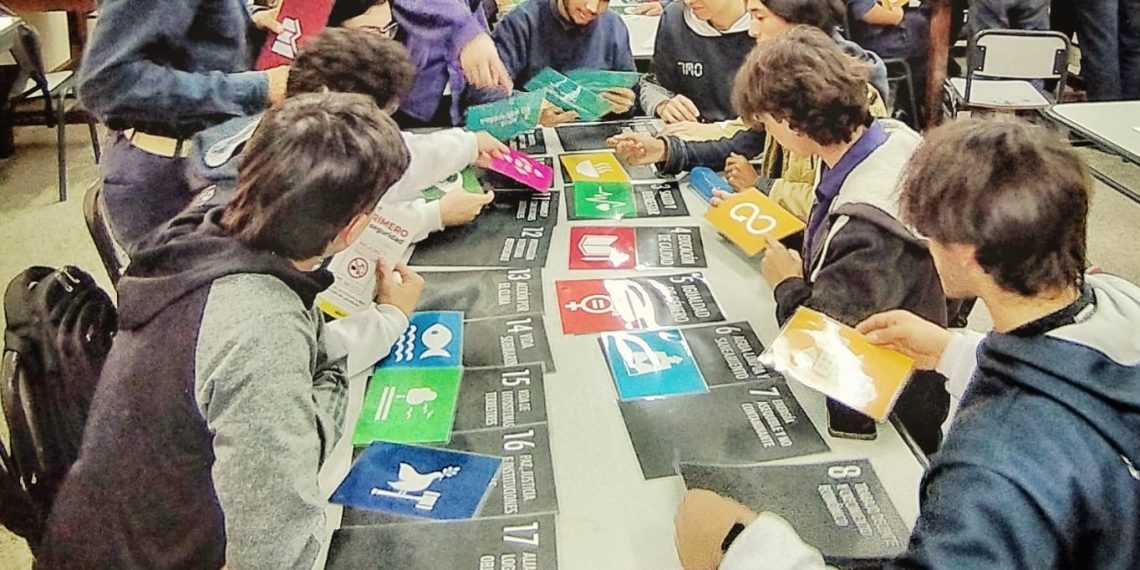 Programa 30 años, 30 escuelas: por comunidades con más eficiencia energética