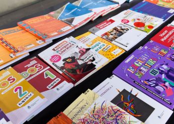 Educación entregó en Formosa 86.050 libros para las escuelas secundarias