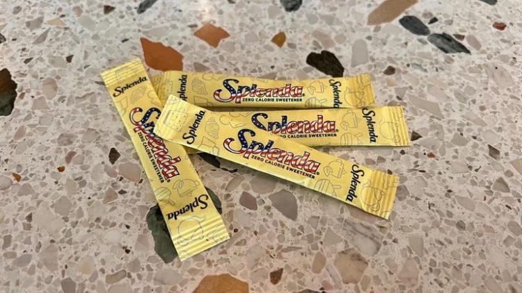 Qué es el aspartamo, el edulcorante que investiga la OMS por sus posibles efectos sobre la salud