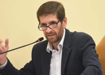 Piñeiro: «La entrega de títulos de propiedad que hará Insfrán es una medida forzada»