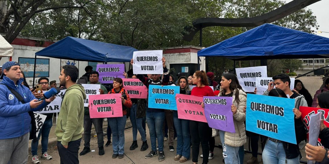 Triunfo estudiantil a pesar de la proscripción y el fraude en las elecciones de la UNaF