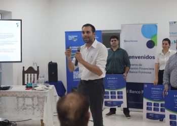 Banco Formosa brindó un taller de educación financiera para pensionados del IPS