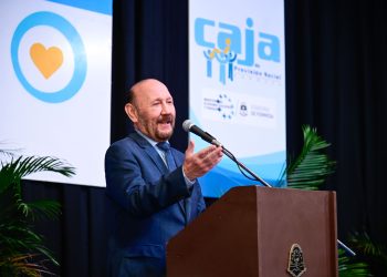 Insfrán: “El formoseño es libre, vota a quien quiere y como quiere”