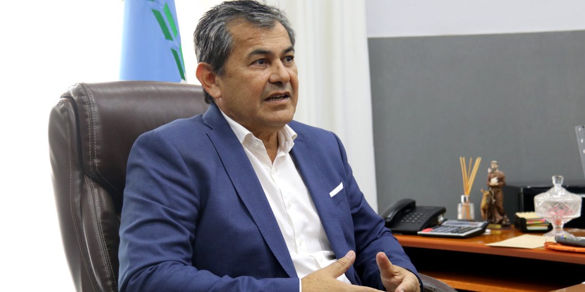 Atilio Basualdo: “Quiero seguir cumpliendo los sueños a todos los lomitenses”