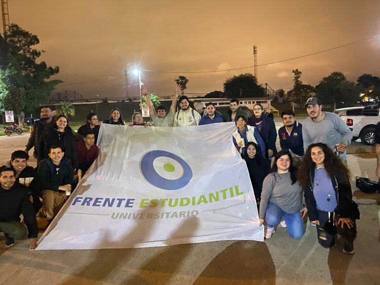 Triunfo estudiantil a pesar de la proscripción y el fraude en las elecciones de la UNaF