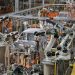 El Gobierno castigó con un nuevo impuesto a los vehículos importados (excepto a los más lujosos)