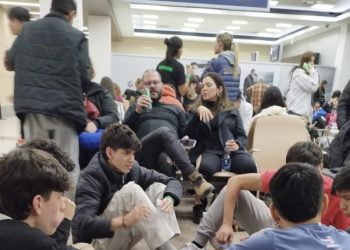 Otra vez Travel Rock: 170 egresados formoseños varados en Bariloche