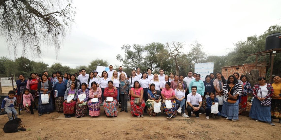 El Banco Formosa bancarizó a 100 mujeres artesanas de la comunidad wichí