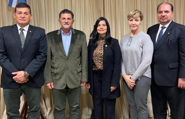 Fiscales de Paraguay se reunieron con autoridades de la Justicia Provincial y Federal