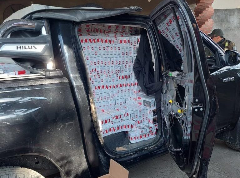 Golpe al contrabando: Más de $14.000.000 en mercadería secuestrada, una camioneta y patentes