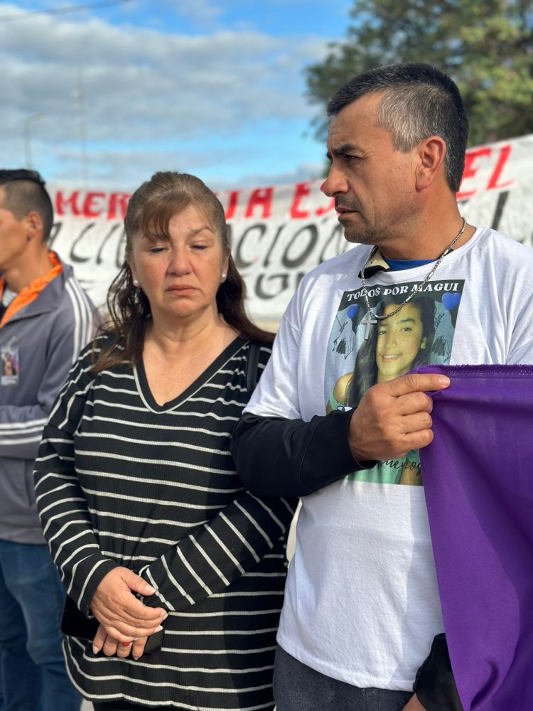 Hubo una nutrida marcha en reclamo de justicia por homicidios no esclarecidos