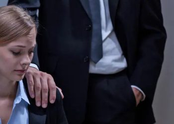 Dos empleados judiciales fueron despedidos por haber ejercido acoso sexual y violencia laboral