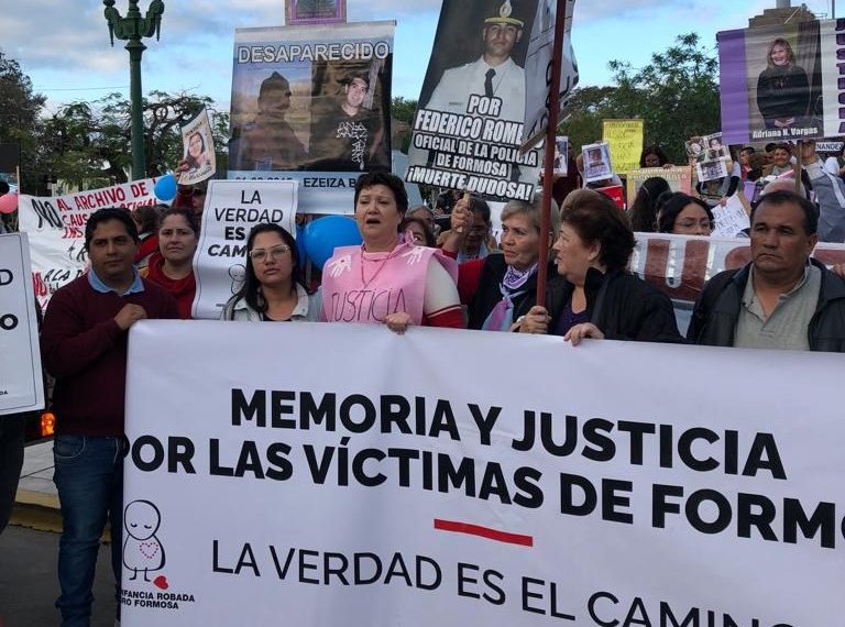 Hubo una nutrida marcha en reclamo de justicia por homicidios no esclarecidos