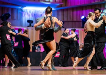 Bailarines formoseños buscarán su pase a las semifinales del Mundial de Tango